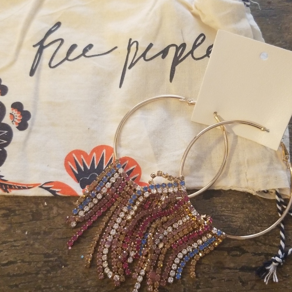 Earrings hoops